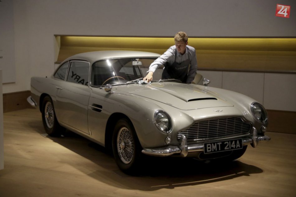 KURIOZITA DŇA: Do dražby ide kultový Aston Martin Jamesa Bonda