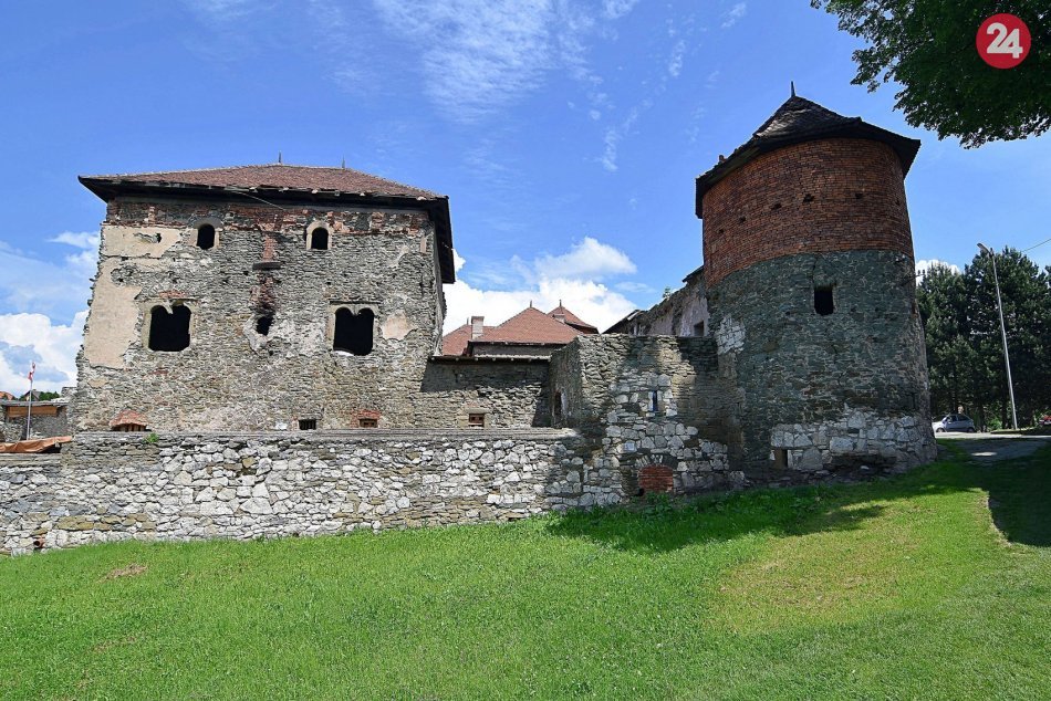 V OBRAZOCH: Aktuálne snímky z hradu Markušovce