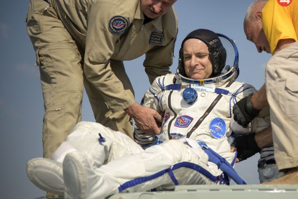 Trojica astronautov sa úspešne vrátila z ISS