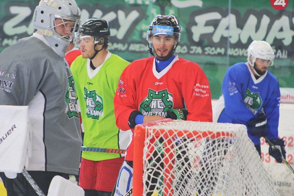 Hokejisti Nových Zámkov začali prípravu na ľade pred sezónou 2019/2020