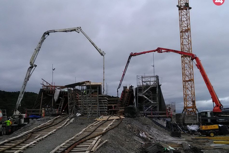 Obrazom: Výstavba D1 Prešov, západ - Prešov, juh