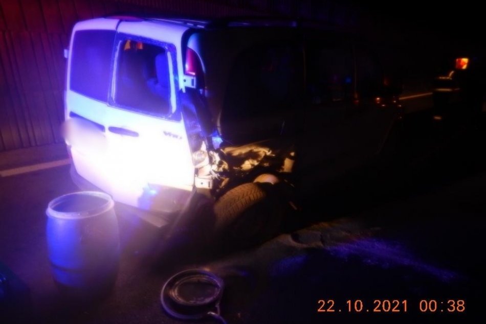 V OBRAZOCH: Na rýchlostnej ceste R1 medzi Zvolenom a Žiarom sa zrazili 3 autá